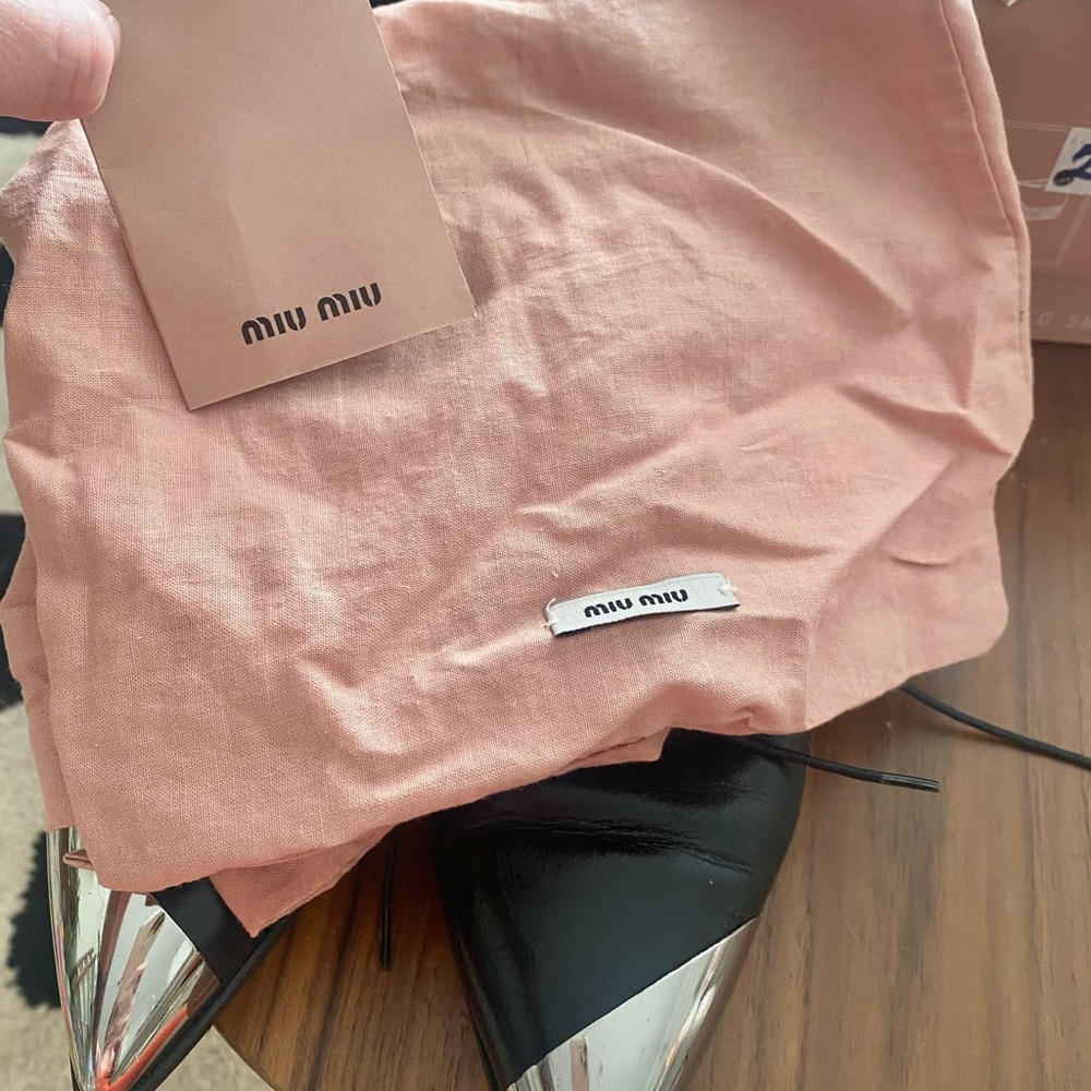 Miu Miu Pointy Toe Oxfords With Asymmetrical Meta… - image 4